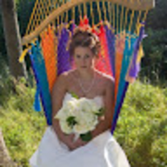 Meet your Posher, Rayna - Picture 1 of 1